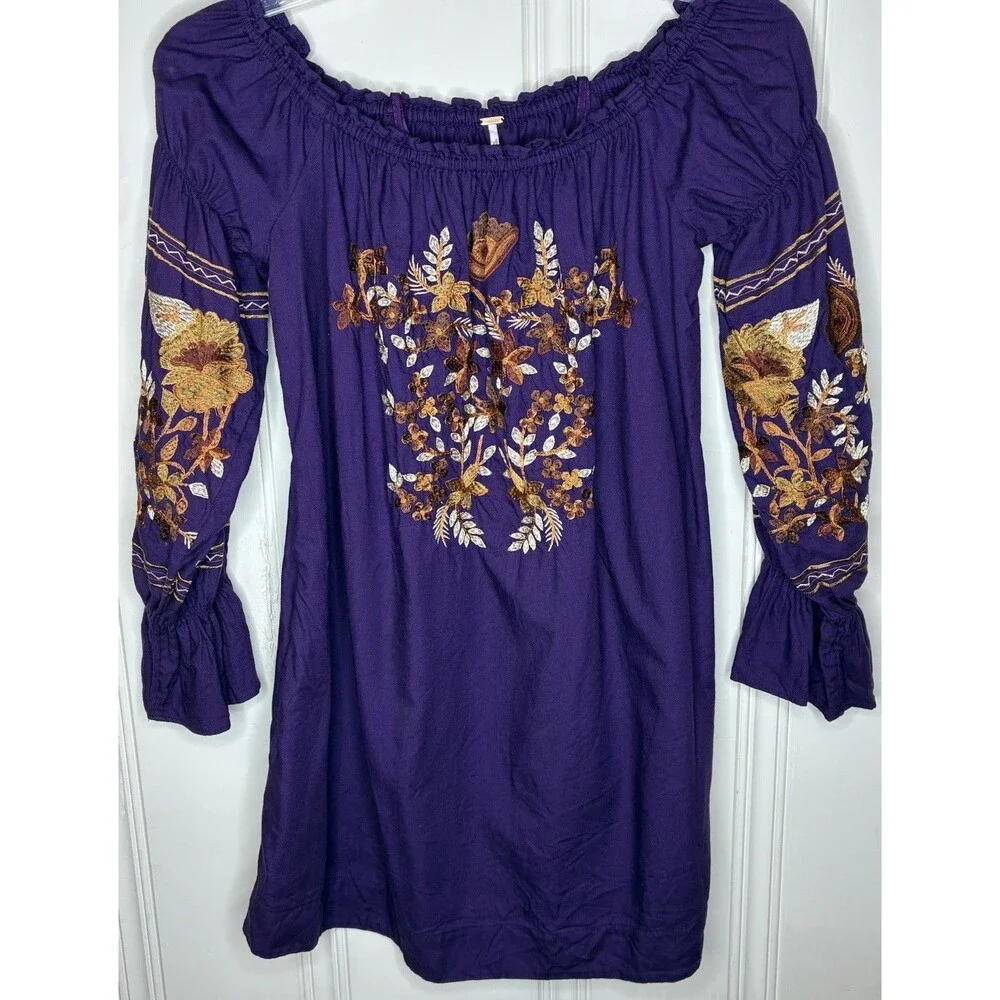 Free People purple mini dress S embroidered off-shoulder boho peasant romantic‎